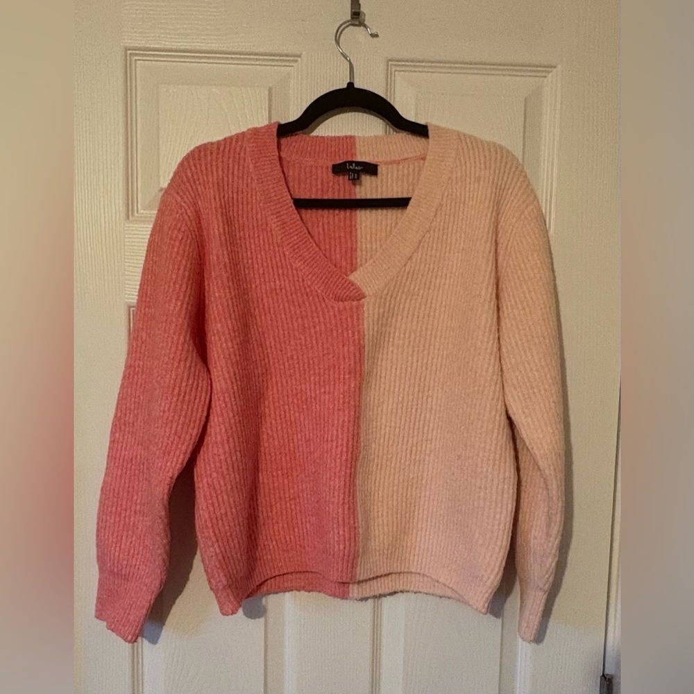Lulu's Pink and Cream V-Neck Sweater